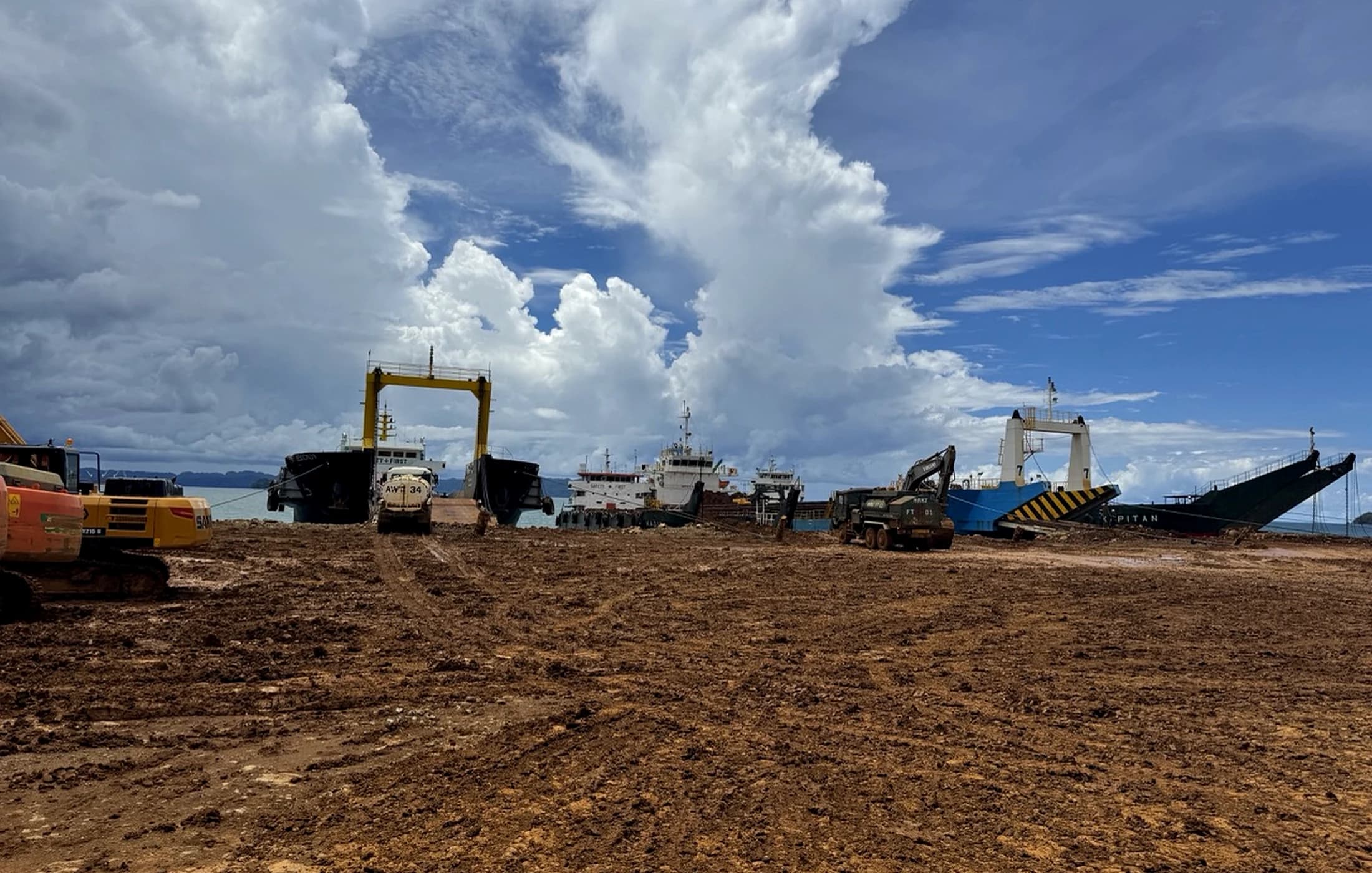 Built for mine-site execution and resource development.